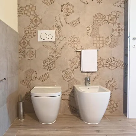 Modern In With Shared Garden Apartment Agliana