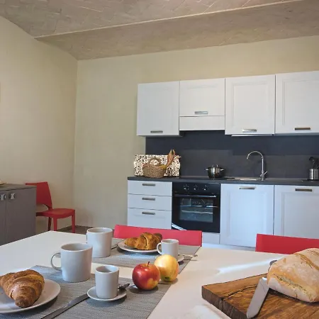 Modern In With Shared Garden * Agliana