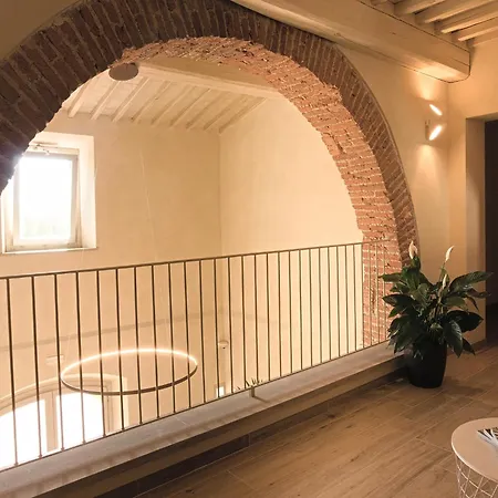 Modern In With Shared Garden * Agliana